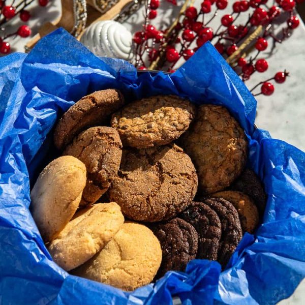 Holiday Cookie Collection | chocolate cherry, ginger spice, oatmeal chocolate chip | Keywords: holiday, Christmas 2024
.
📸 @jwesselphotography ©