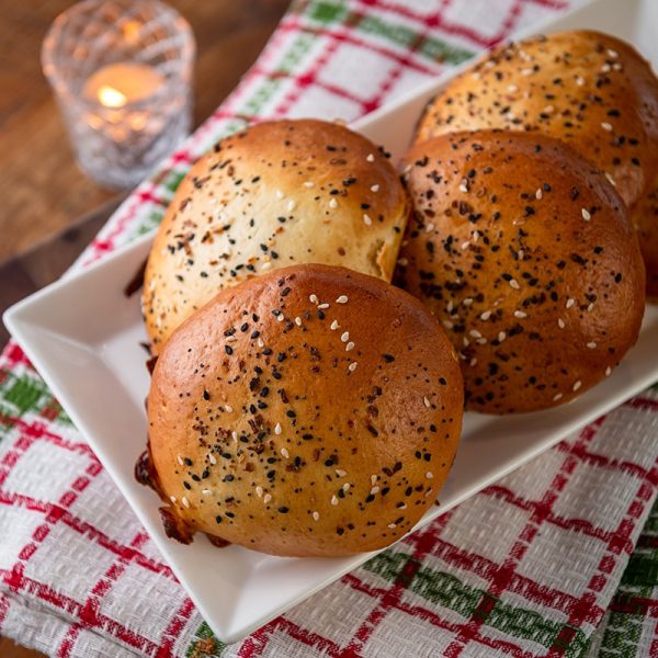 Everything Spiced Dinner Rolls